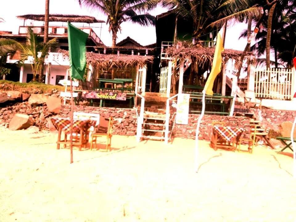 Luna Beach Home & Cabanas Galle Exteriör bild